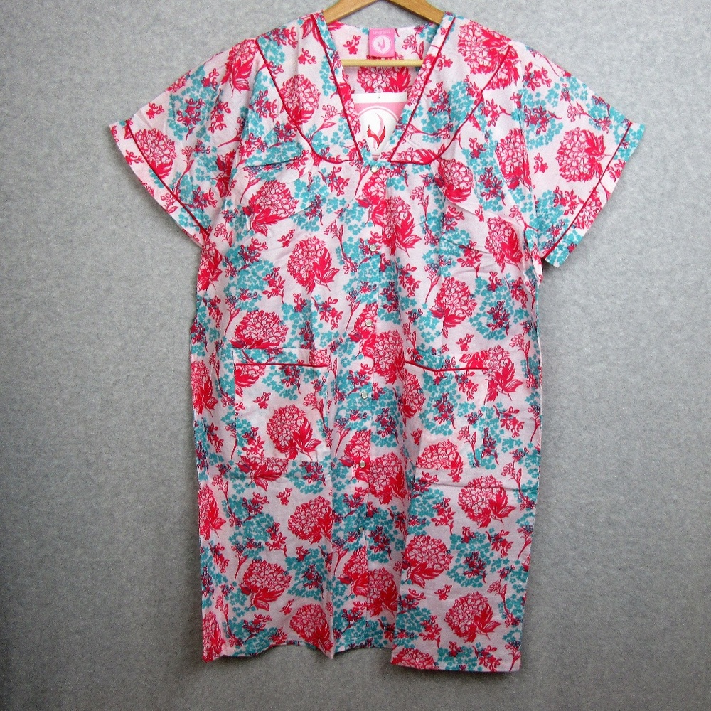 Womans Knee Length Night Shirt Snaps Pockets